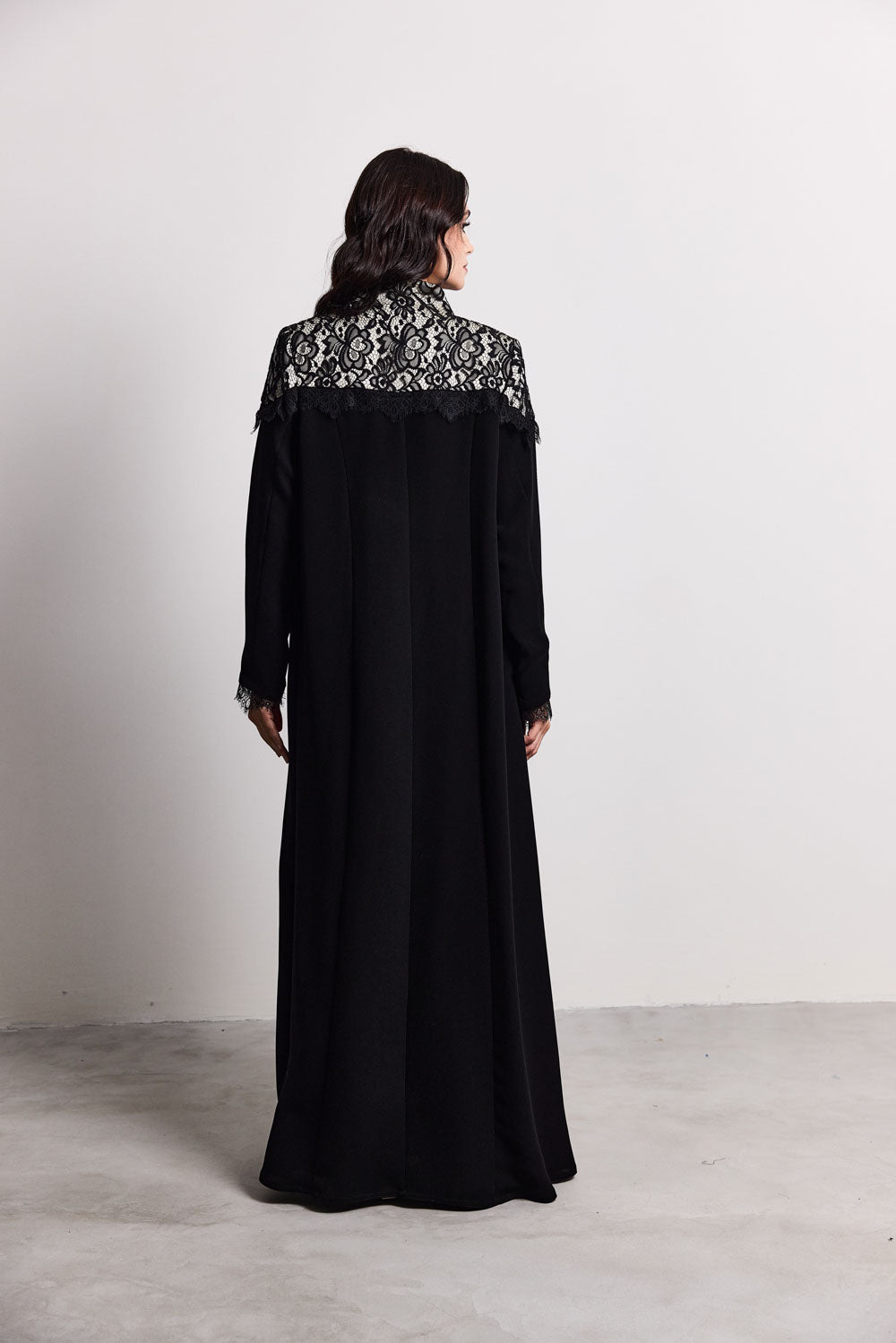 Lace Whisper - off white